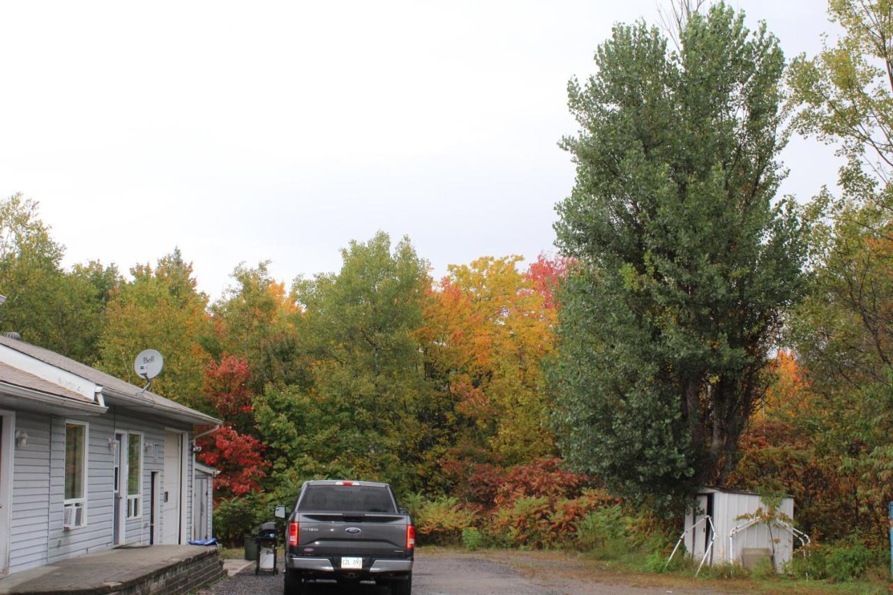 Two Rivers Motel Mattawa Экстерьер фото