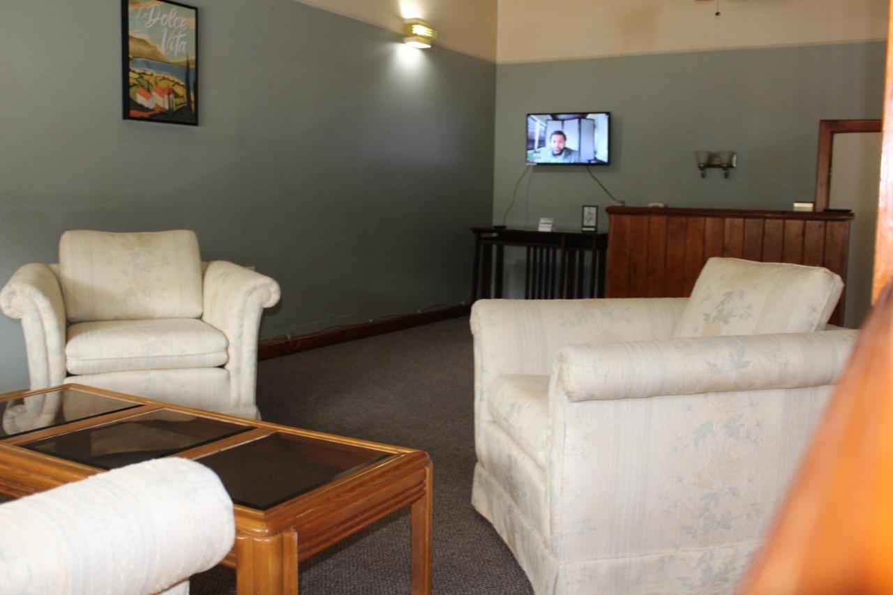 Two Rivers Motel Mattawa Экстерьер фото