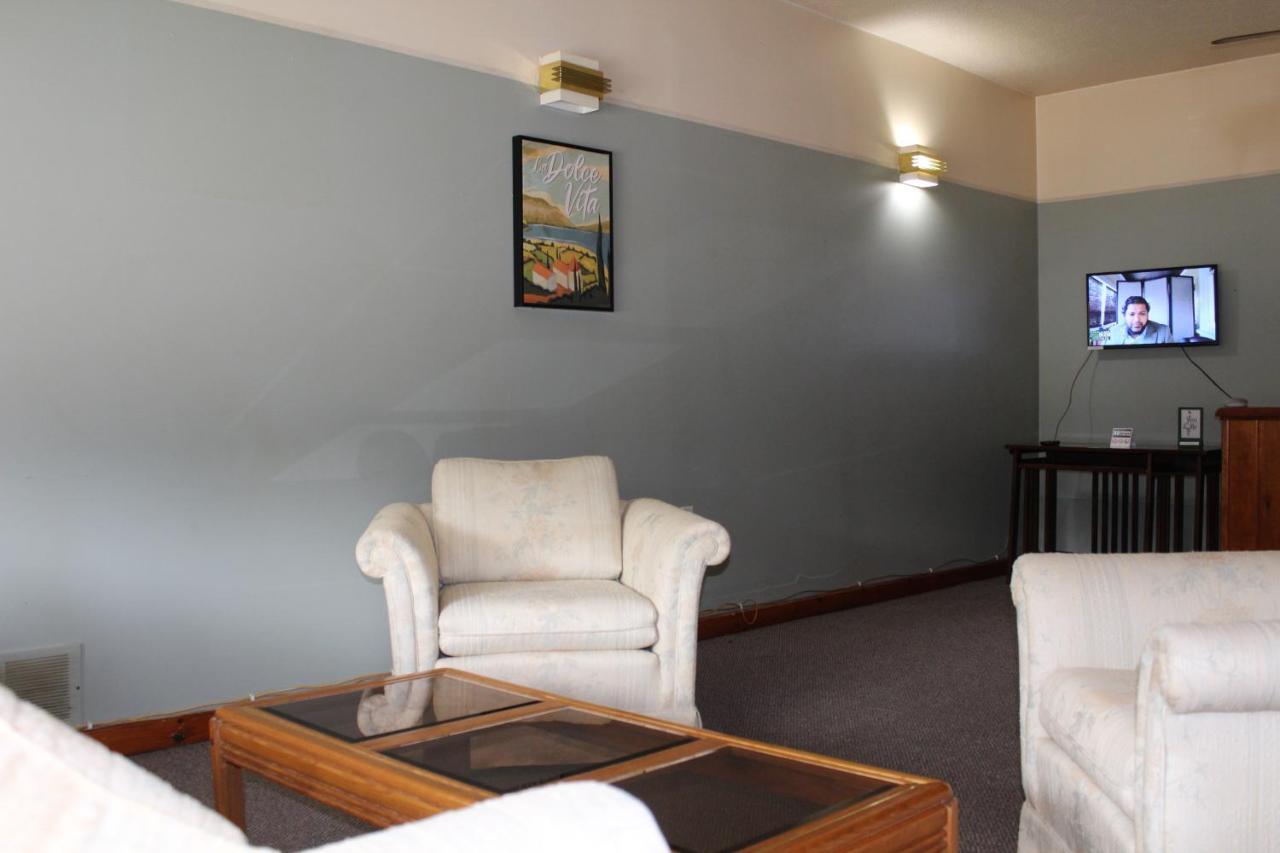 Two Rivers Motel Mattawa Экстерьер фото